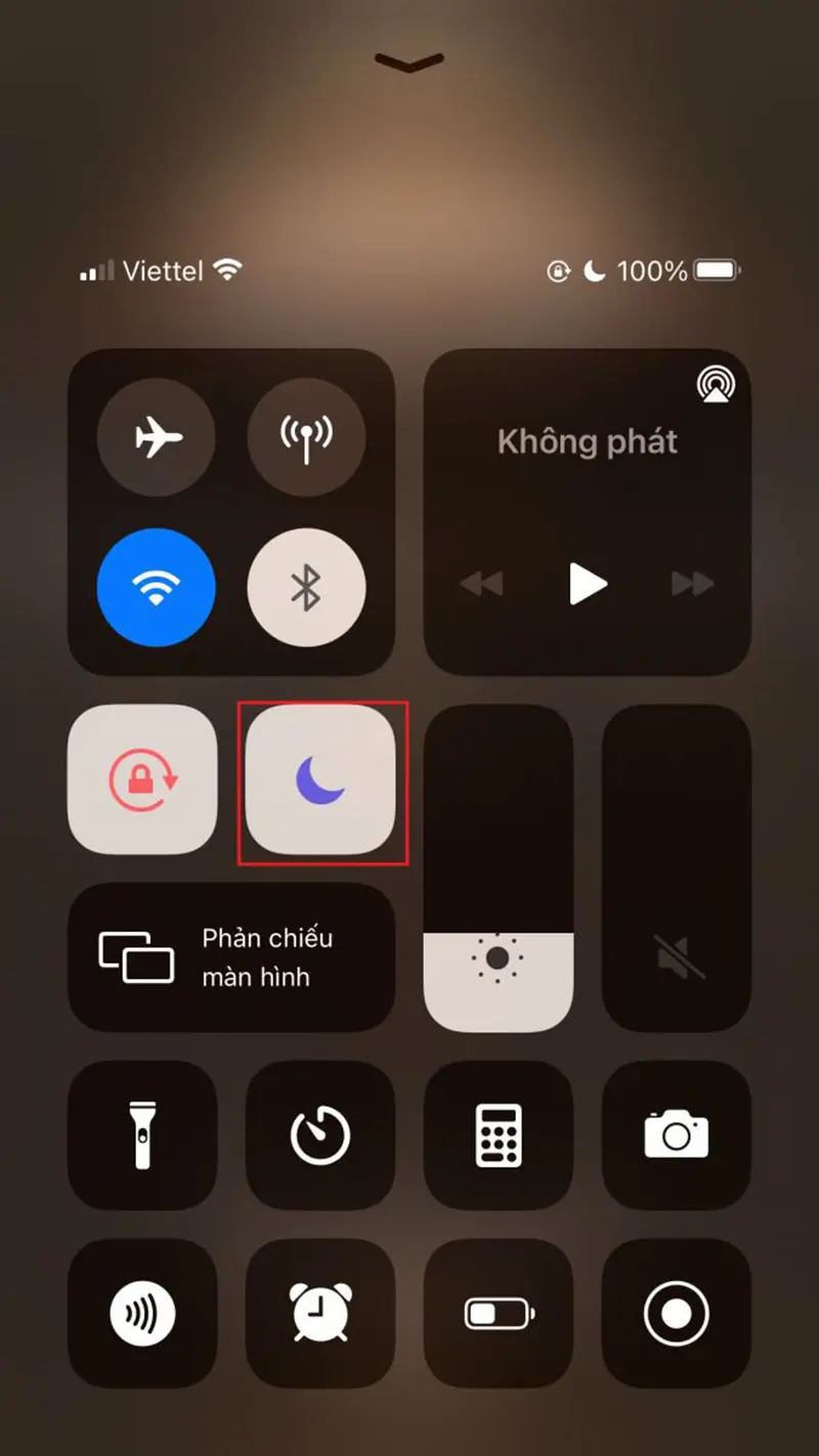 111-1 cach-tat-man-hinh-sang-tren-iphone-khi-co-thong-bao-sieu-ban-re