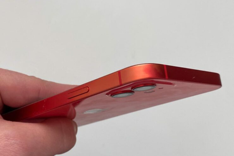 9 iphone11-iphone12-de-phai-mau-sieu-ban-re