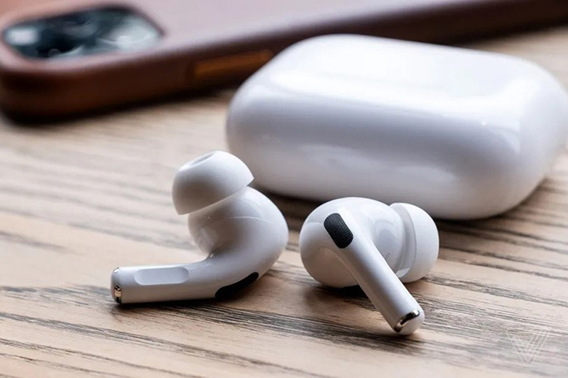 airpods-pro-1-1 khong-nen-deo-tai-nghe-bluetooth-qua-1h-sieu-ban-re