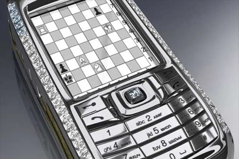 dien-thoai-dat-tien-nhat-the-gioi-3 top3-smartphone-mac-nhat-the-gioi-sieu-ban-re