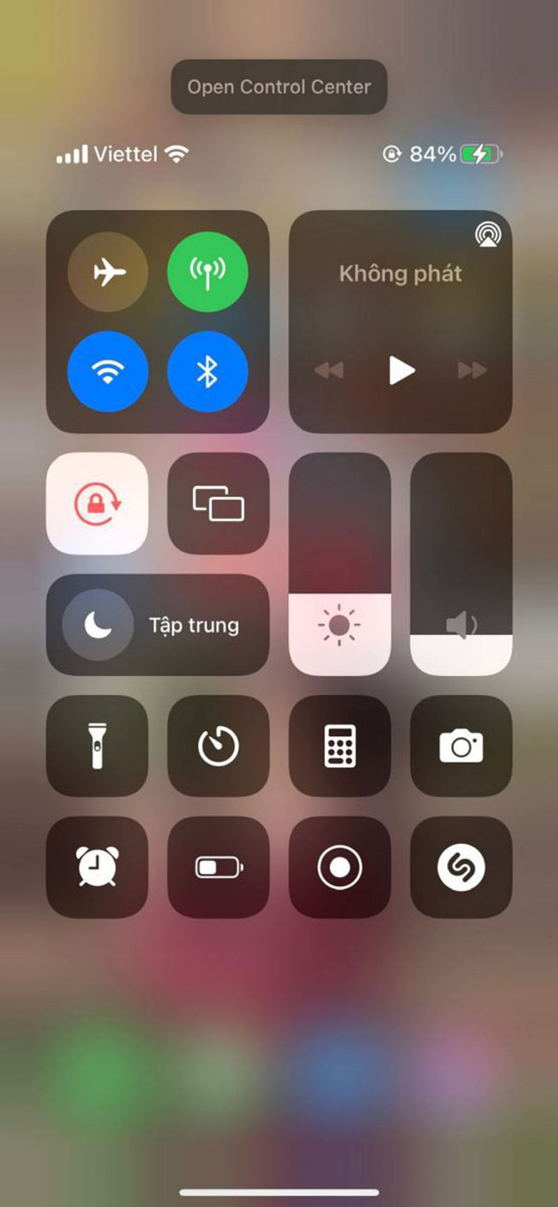 dieu-khien-iphone-bang-giong-noi-7 dieu-khien-iphone-băng-giong-noi-sieu-ban-re Click and drag to move 