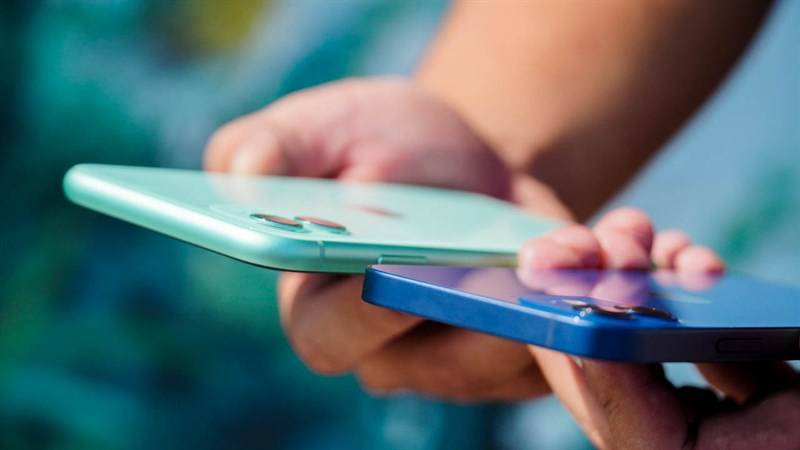 dsc02804_1280x720-800-resize so_sanh_iphone11_iphone12_nen_mua_loai_nao_sieubanre