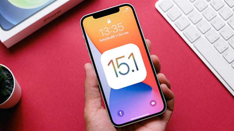 iOS 15.1 và iOS 15.0.2