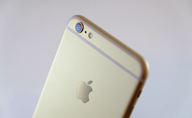 Camera khá lồi của điện thoại iPhone 6 Camera khá lồi của điện thoại iPhone 6