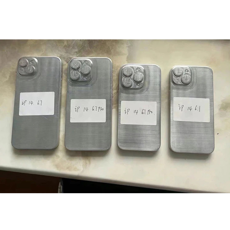 khuon-duc-iphone141 khuon-duc-iphone14-sieu-ban-re