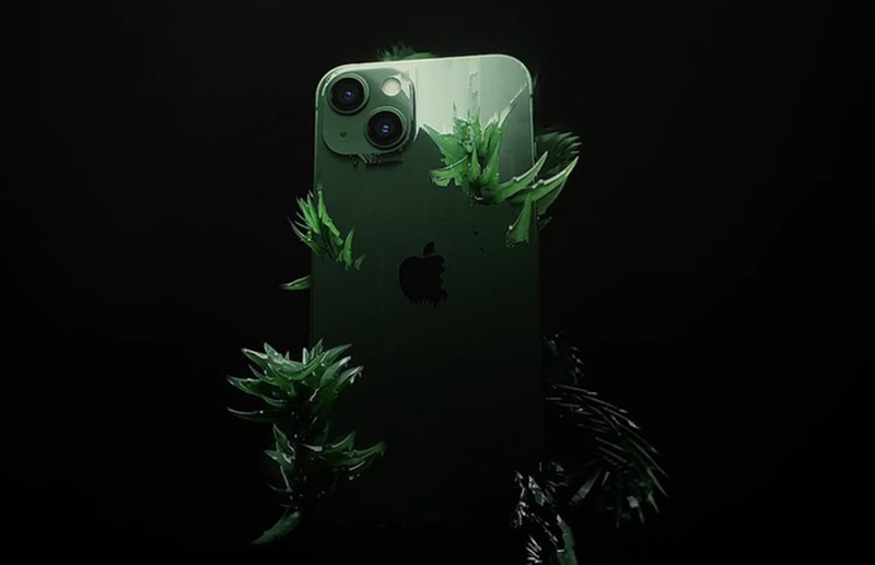lo-video-ve-iphone-13-xanh-la-dau-tien-ngoai-thuc-te-2-1 iphone13-sieu-ban-re