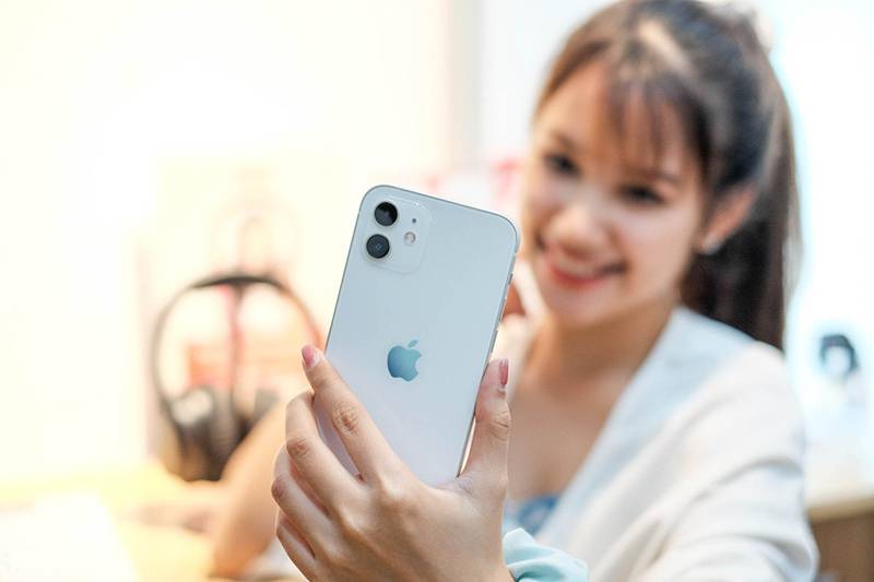 nang-cap-iphone11-iphone12-sieubanre-5 nang_Cap_iphone11_iphone12_sieubanre