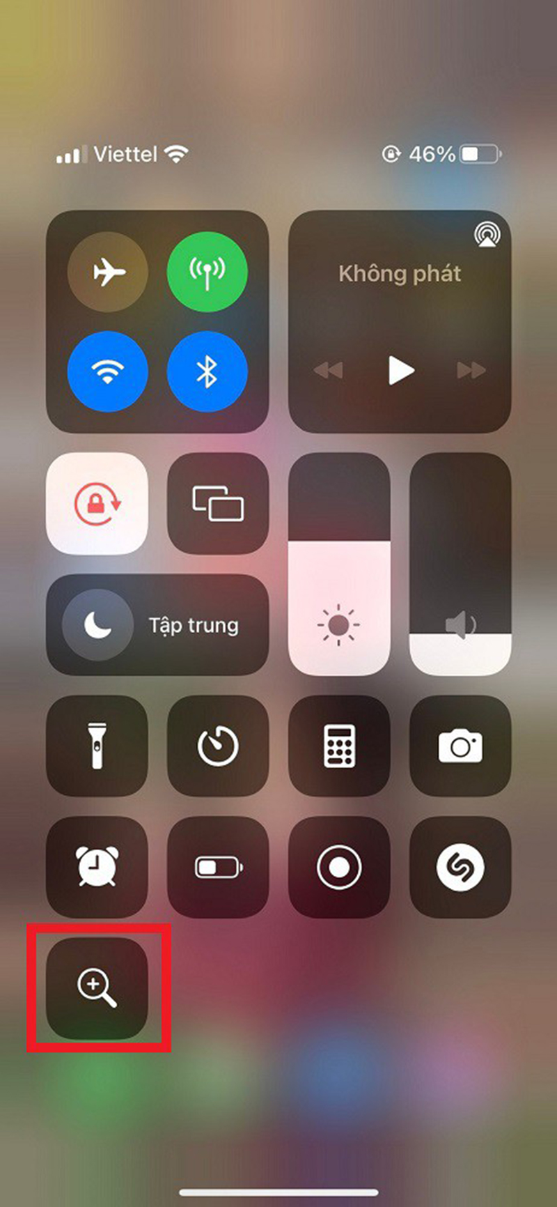 kinh-lup-tren-iphone-sieu-ban-re